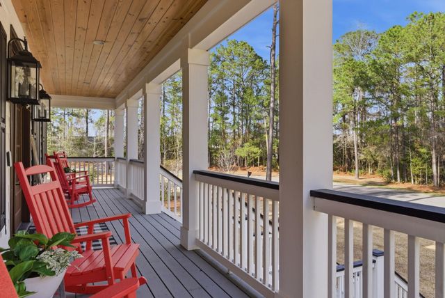 613 Collins Creek Dr., Murrells Inlet, SC 29576