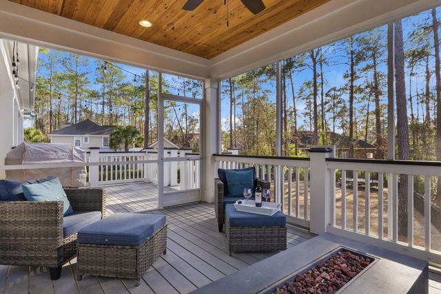 613 Collins Creek Dr., Murrells Inlet, SC 29576