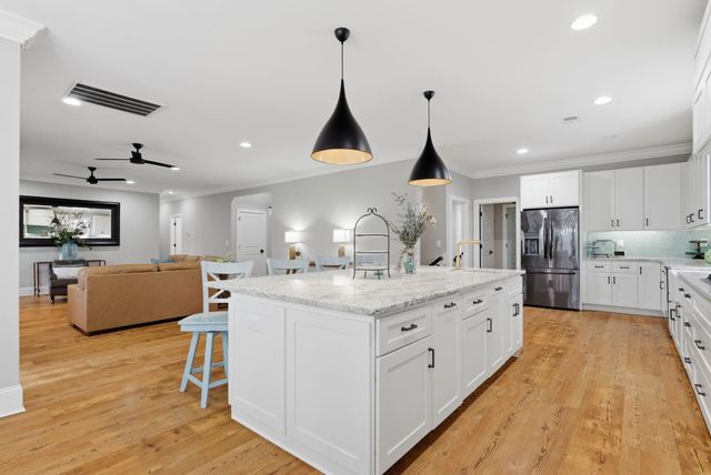 613 Collins Creek Dr., Murrells Inlet, SC 29576