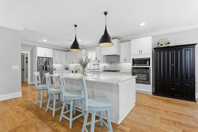 613 Collins Creek Dr., Murrells Inlet, SC 29576