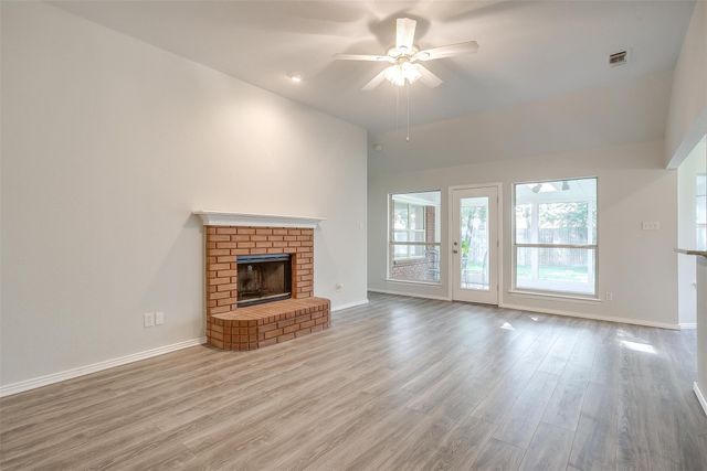 692 High Crest Drive, Azle, TX 76020