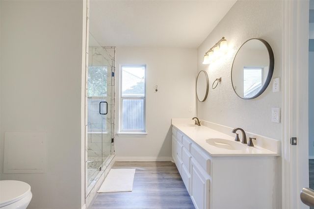 692 High Crest Drive, Azle, TX 76020
