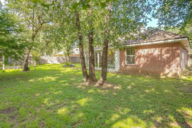 692 High Crest Drive, Azle, TX 76020