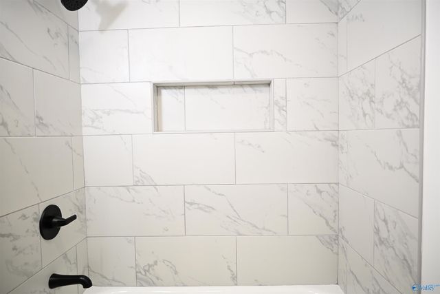 3814 Melody Circle NE, Huntsville, AL 35811