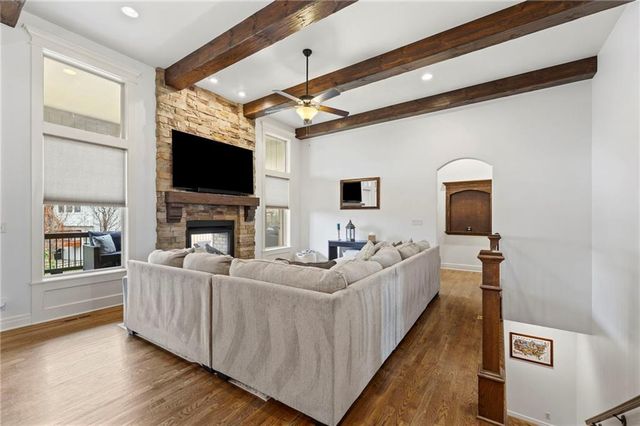 16336 S Twilight Lane, Olathe, KS 66062