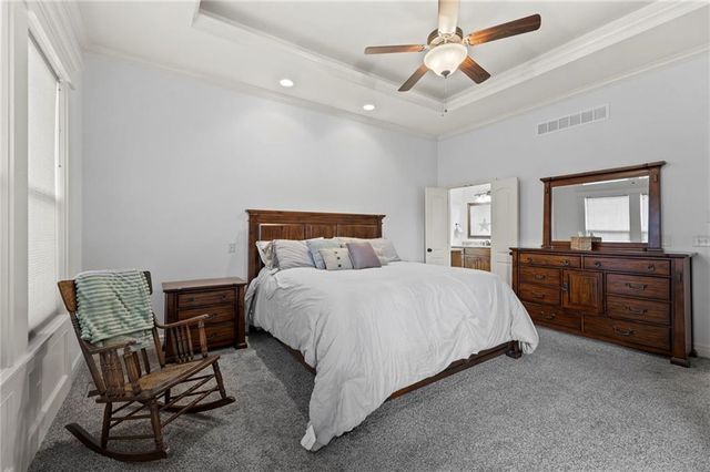 16336 S Twilight Lane, Olathe, KS 66062