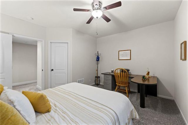 16336 S Twilight Lane, Olathe, KS 66062