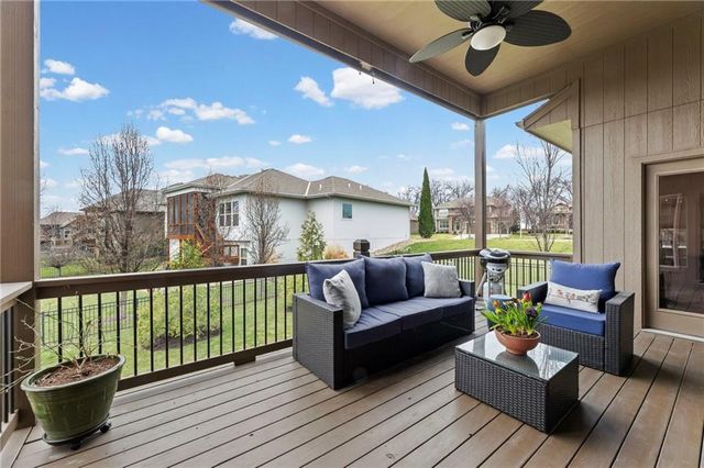 16336 S Twilight Lane, Olathe, KS 66062