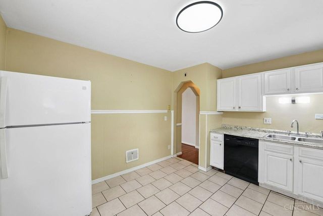 8546 Darnell Avenue, Sycamore Twp, OH 45236
