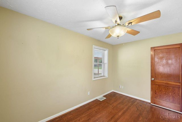 8546 Darnell Avenue, Sycamore Twp, OH 45236