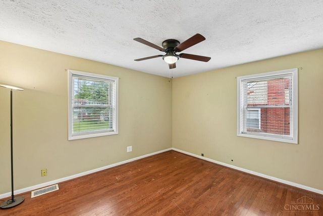 8546 Darnell Avenue, Sycamore Twp, OH 45236