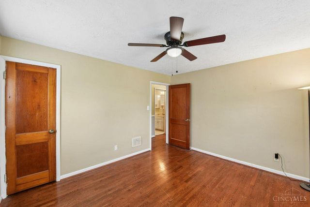 8546 Darnell Avenue, Sycamore Twp, OH 45236
