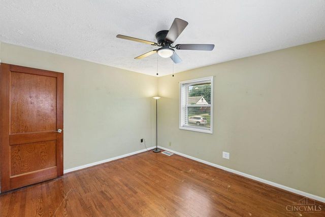 8546 Darnell Avenue, Sycamore Twp, OH 45236