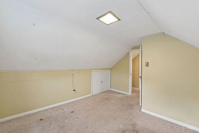 8546 Darnell Avenue, Sycamore Twp, OH 45236