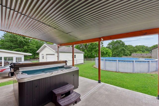 8546 Darnell Avenue, Sycamore Twp, OH 45236