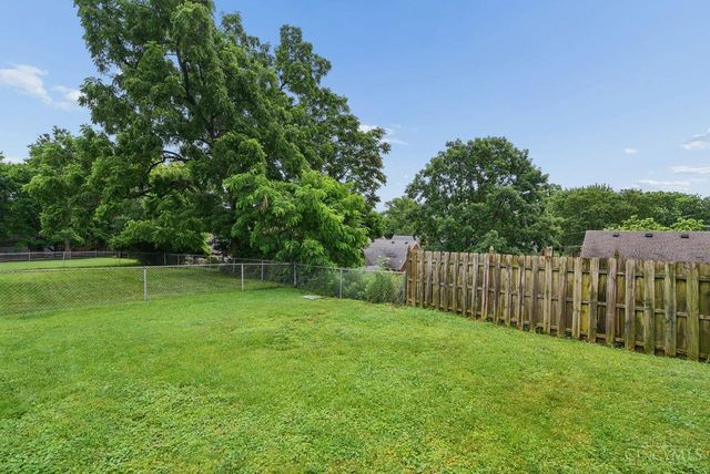 8546 Darnell Avenue, Sycamore Twp, OH 45236