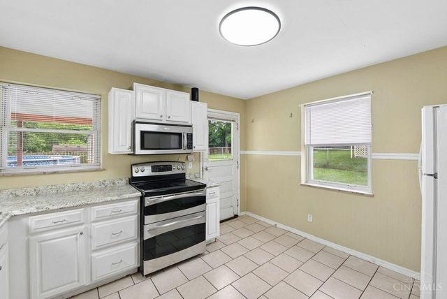 8546 Darnell Avenue, Sycamore Twp, OH 45236