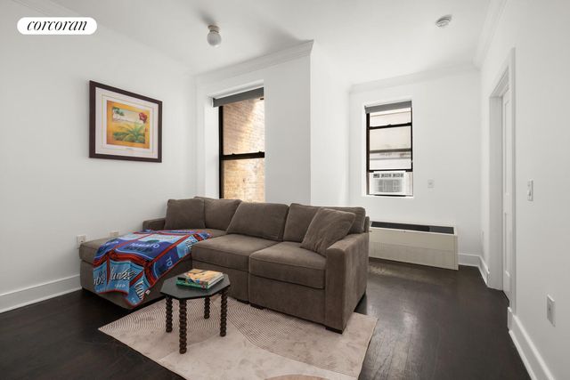 555 Lenox Ave Apt 2B, New York City, NY 10037