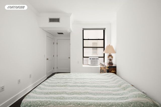 555 Lenox Ave Apt 2B, New York City, NY 10037