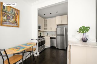 555 Lenox Ave Apt 2B, New York City, NY 10037
