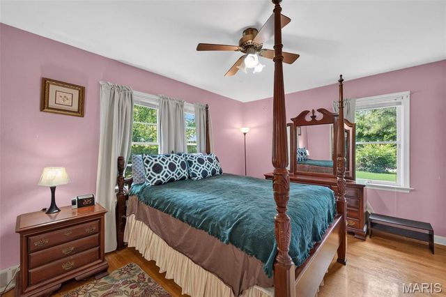 1363 Kroeger Drive, Dellwood, MO 63135