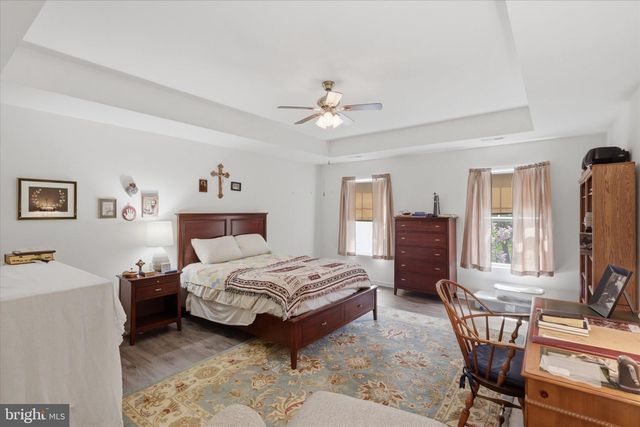 75 SAFFRON TER, Falling Waters, WV 25419