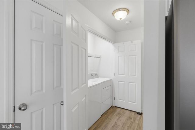 75 SAFFRON TER, Falling Waters, WV 25419