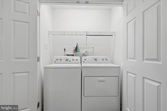 75 SAFFRON TER, Falling Waters, WV 25419