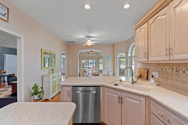 3159 Fairway 3 Court SW, Supply, NC 28462