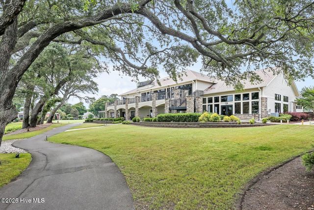 3159 Fairway 3 Court SW, Supply, NC 28462