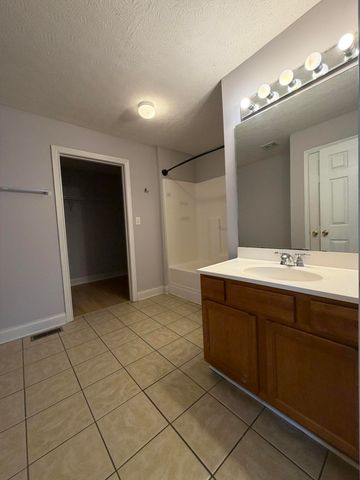 120 Santa Monica Drive, Georgetown, KY 40324