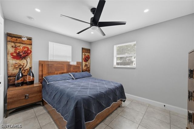 1776 Glenway CT, Fort Myers, FL 33916
