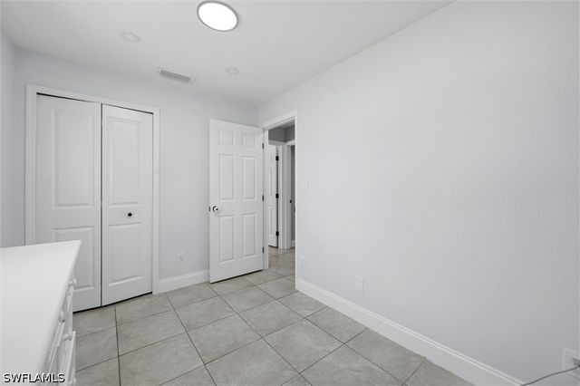 1776 Glenway CT, Fort Myers, FL 33916