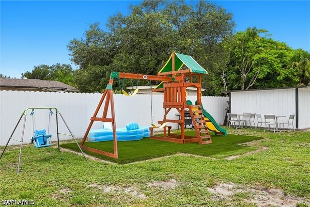1776 Glenway CT, Fort Myers, FL 33916