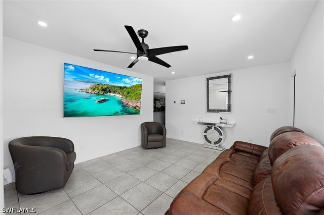 1776 Glenway CT, Fort Myers, FL 33916