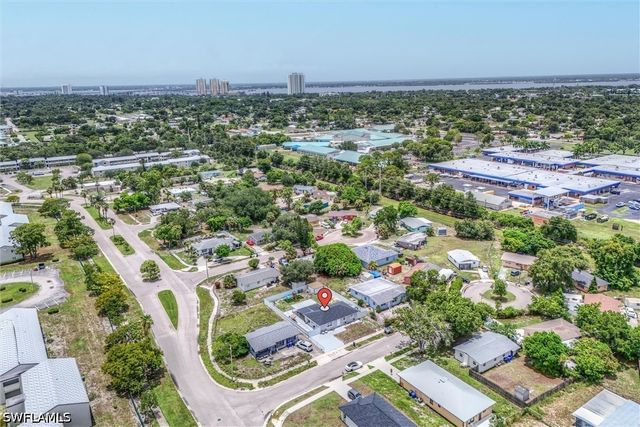 1776 Glenway CT, Fort Myers, FL 33916