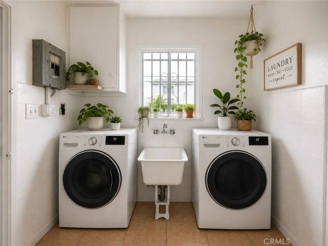 701 Findlay Ave, Los Angeles, CA 90022
