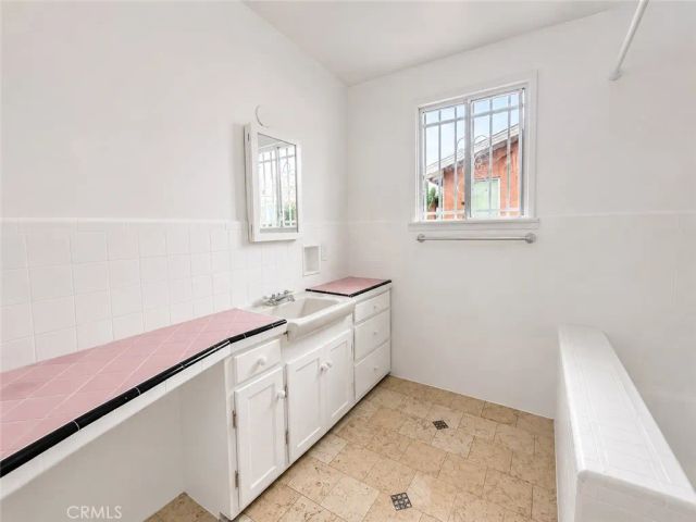 701 Findlay Ave, Los Angeles, CA 90022