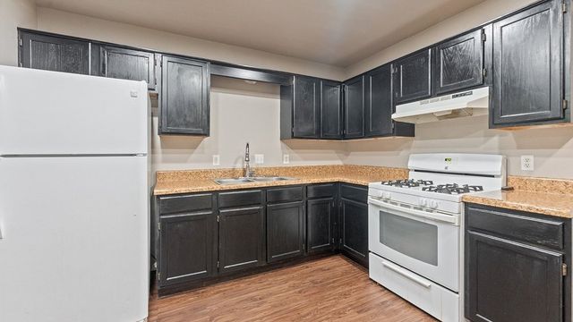153 W Hill Street, Farmington, AR 72730