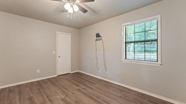 153 W Hill Street, Farmington, AR 72730