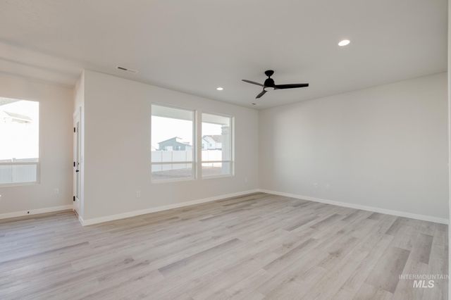 13685 Judson St, Caldwell, ID 83607