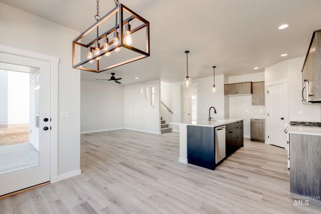 13685 Judson St, Caldwell, ID 83607