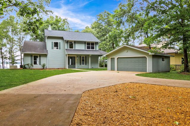 145 Island Drive, Livingston, TX 77351