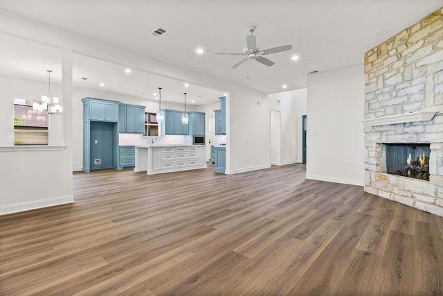 145 Island Drive, Livingston, TX 77351
