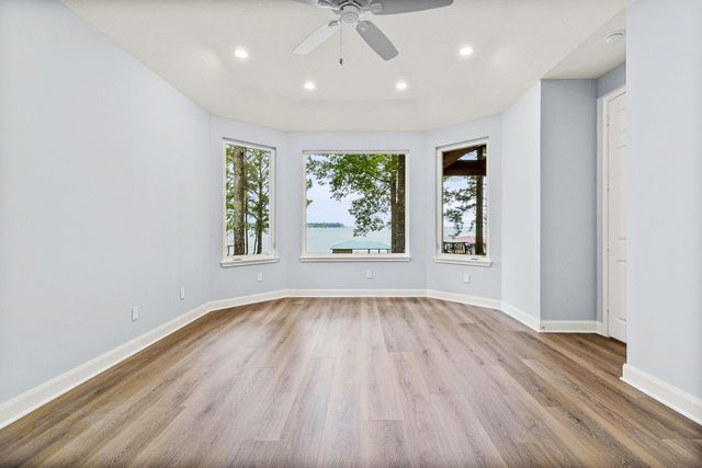 145 Island Drive, Livingston, TX 77351