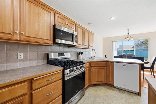 1818 S Sullivan Rd, Spokane Valley, WA 99037