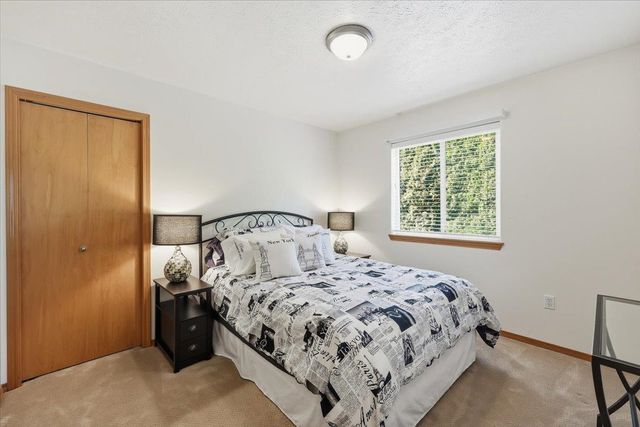 1818 S Sullivan Rd, Spokane Valley, WA 99037