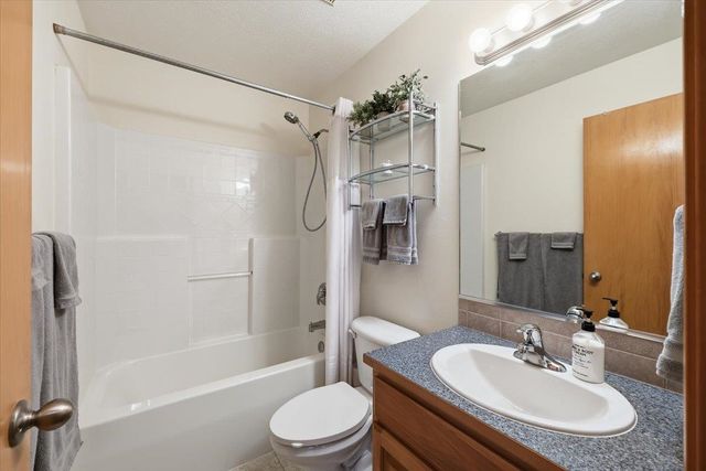 1818 S Sullivan Rd, Spokane Valley, WA 99037