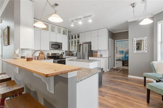 2904 Wilcox DR, Virginia Beach, VA 23456