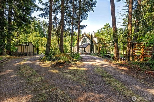 15711 Vail Cut Off Road SE, Rainier, WA 98576
